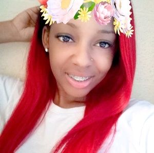 Meet your Posher, Amari